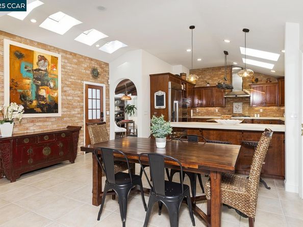 1000 Walnut Drive, Lafayette CA 94549