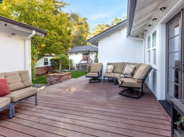 1000 Walnut Drive, Lafayette CA 94549