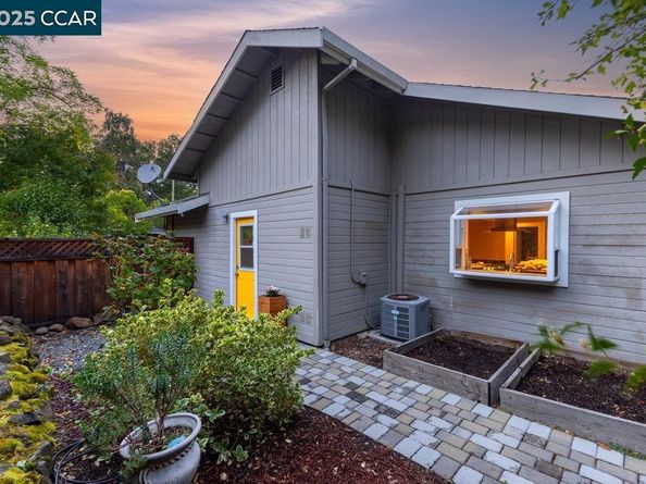 171 Sequoia Ave, Walnut Creek CA 94595