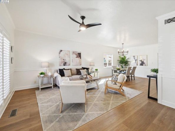 2542 Fourth St, Livermore CA 94550