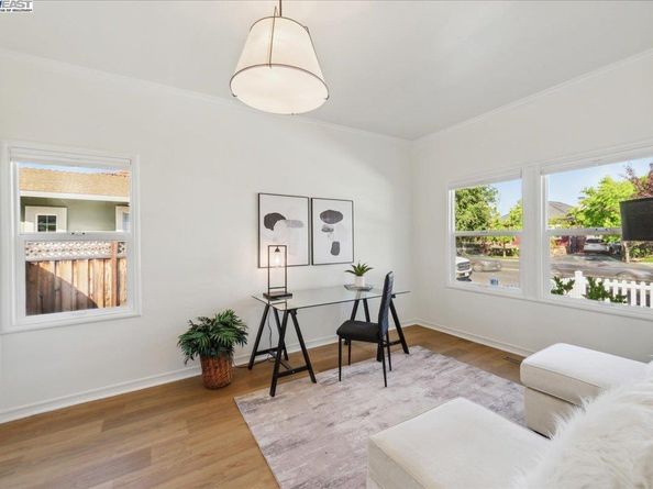 2542 Fourth St, Livermore CA 94550