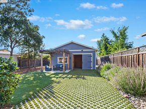 2542 Fourth St, Livermore CA 94550
