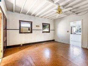 6391 Hillmont Dr, Oakland CA 94605