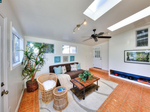 3226 Lowell Ave, Richmond CA 94804