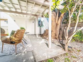 556 41St St, Richmond CA 94805