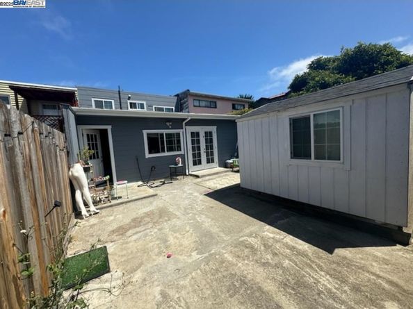 896 Lausanne Avenue, Daly City CA 94014