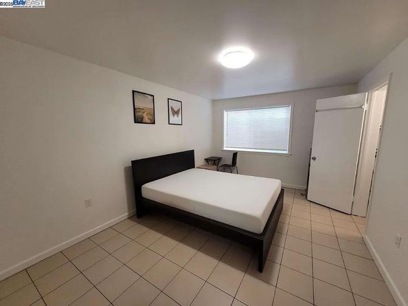 896 Lausanne Avenue, Daly City CA 94014
