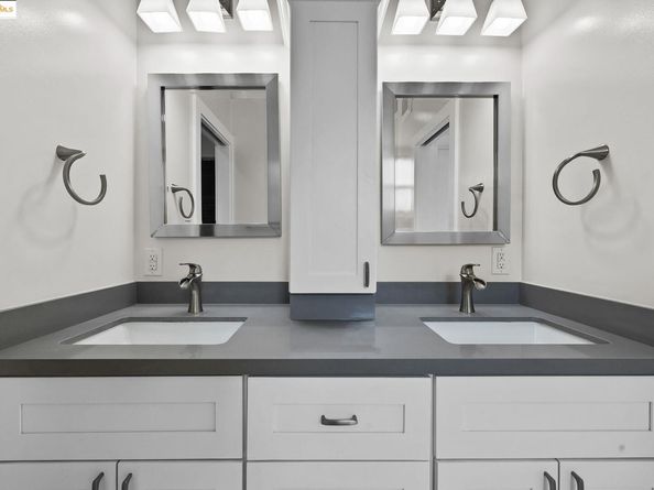 3415 La Selva St, San Mateo CA 94403