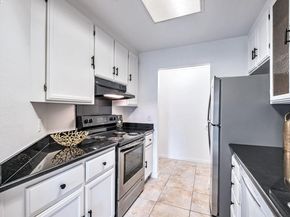 1960 Barrymore Common K, Fremont CA 94538