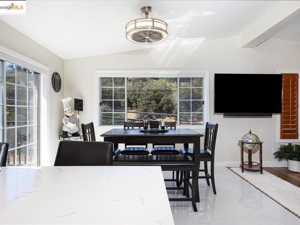 9400 Mountain Blvd, Oakland CA 94605