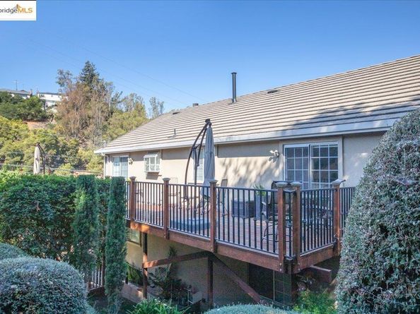 9400 Mountain Blvd, Oakland CA 94605