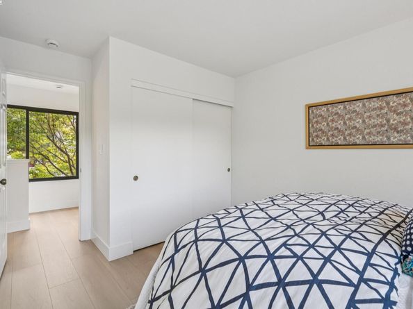 101 Carob Ln, Alameda CA 94502