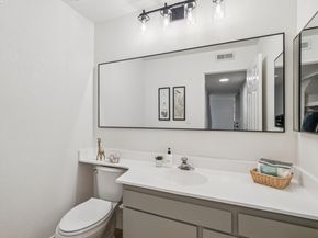 101 Carob Ln, Alameda CA 94502