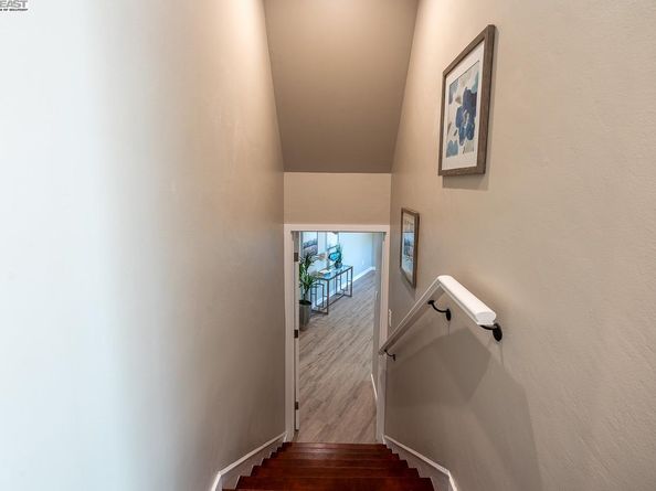 2818 Steinmetz Way, Oakland CA 94602
