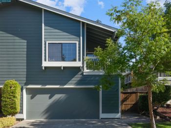 30 Hansen Ct
