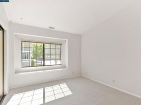 30 Hansen Ct, Moraga CA 94556