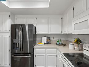 30 Hansen Ct, Moraga CA 94556
