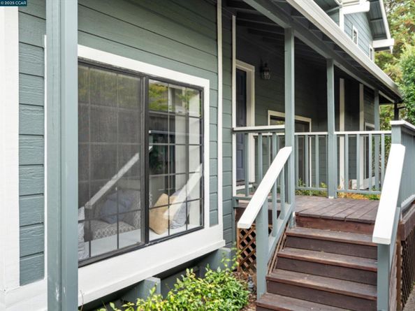 30 Hansen Ct, Moraga CA 94556