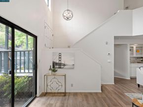 30 Hansen Ct, Moraga CA 94556