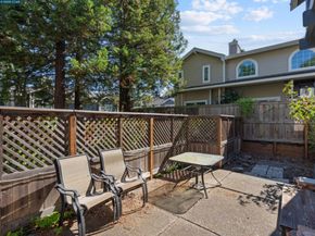 30 Hansen Ct, Moraga CA 94556