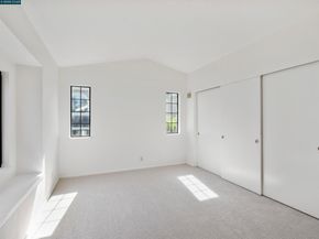 30 Hansen Ct, Moraga CA 94556