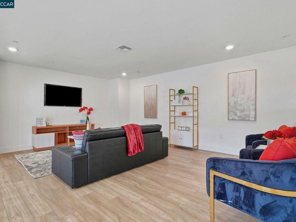 22208 Argento Loop, San Ramon CA 94583