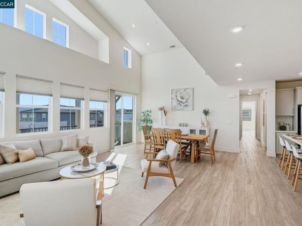 22208 Argento Loop, San Ramon CA 94583
