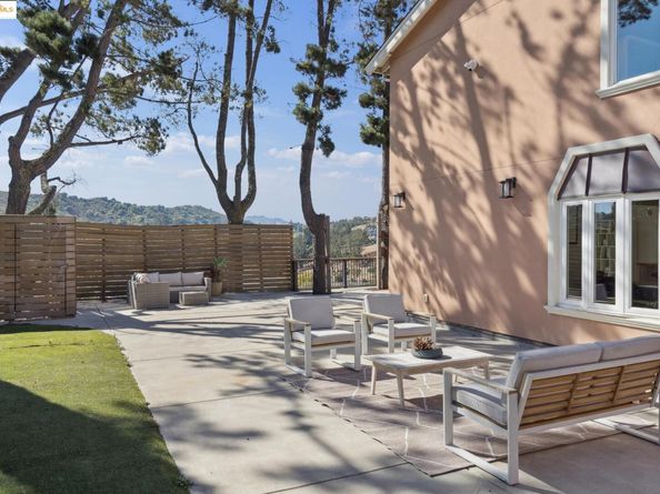 38 Lenelle Ct, Moraga CA 94556