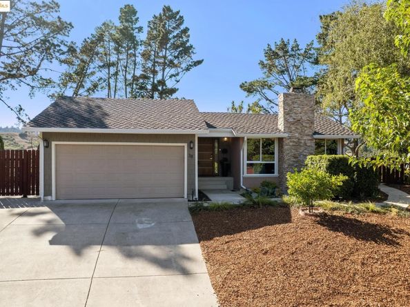 38 Lenelle Ct, Moraga CA 94556