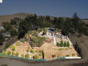 38 Lenelle Ct, Moraga CA 94556