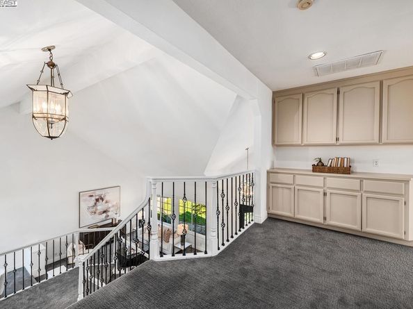 2947 Chardonnay Dr, Pleasanton CA 94566