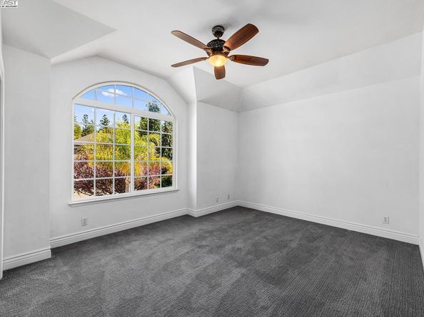 2947 Chardonnay Dr, Pleasanton CA 94566