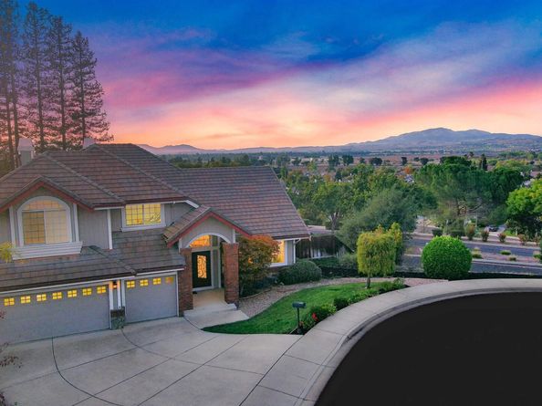 2947 Chardonnay Dr, Pleasanton CA 94566