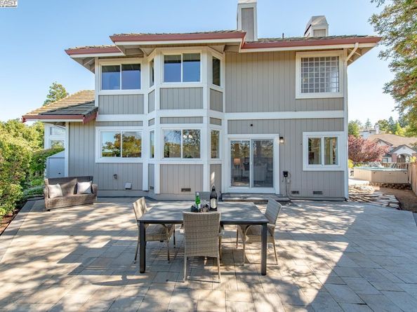 2947 Chardonnay Dr, Pleasanton CA 94566