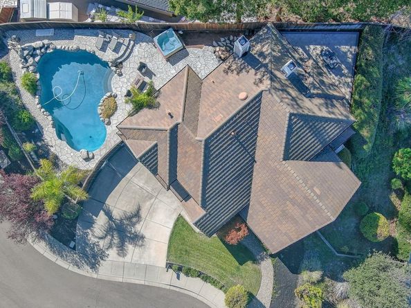 2947 Chardonnay Dr, Pleasanton CA 94566