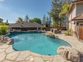 2947 Chardonnay Dr, Pleasanton CA 94566