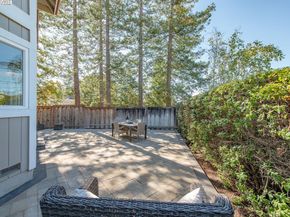 2947 Chardonnay Dr, Pleasanton CA 94566