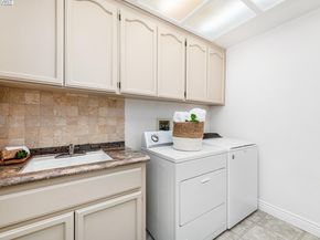 2947 Chardonnay Dr, Pleasanton CA 94566