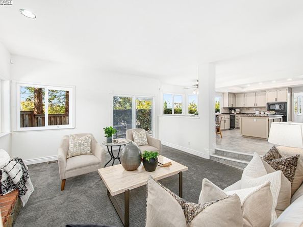 2947 Chardonnay Dr, Pleasanton CA 94566