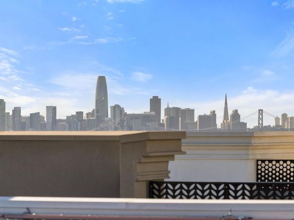 2836 Tradewind Dr, Alameda CA 94501