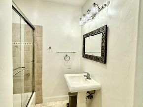 4400 Saint Andrews Rd, Oakland CA 94605