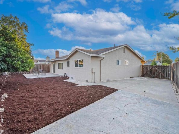 3134 Warwick Rd, Fremont CA 94555