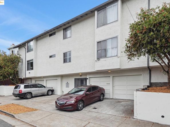 5238 Clinton Ave, Richmond CA 94805