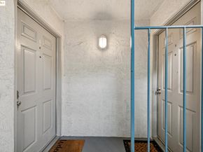5238 Clinton Ave, Richmond CA 94805