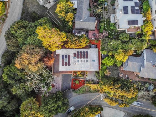 5909 Colton Blvd, Oakland CA 94611