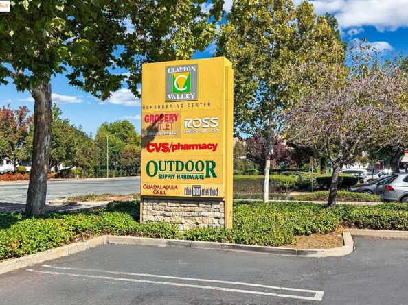 1515 Schenone Ct F, Concord CA 94521