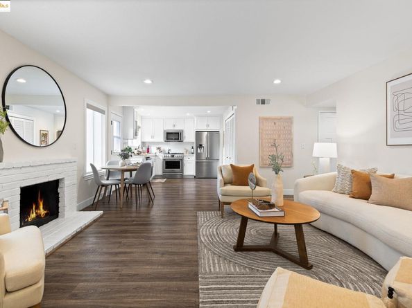 1515 Schenone Ct F, Concord CA 94521