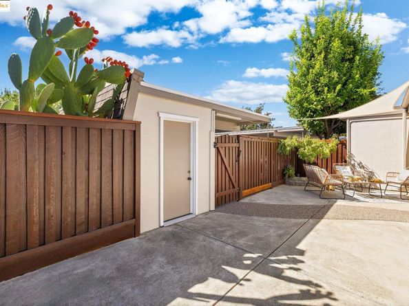 1515 Schenone Ct F, Concord CA 94521