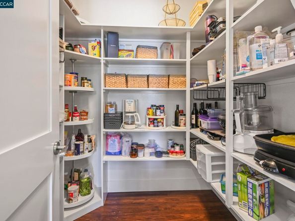 1096 Mountain View Blvd, Walnut Creek CA 94596