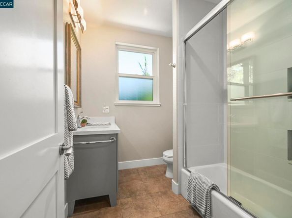 1096 Mountain View Blvd, Walnut Creek CA 94596